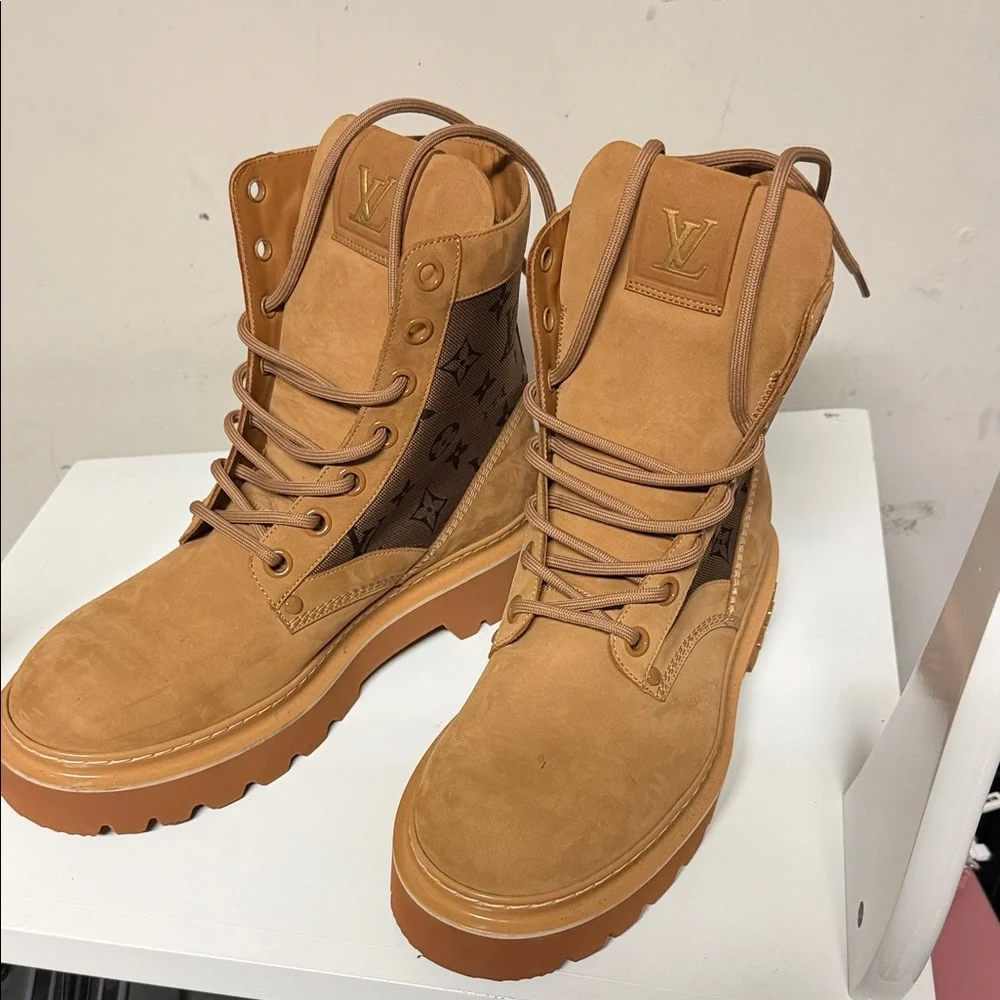Louis Vuitton Tan and Brown Men's Boots - Picture 1 of 11